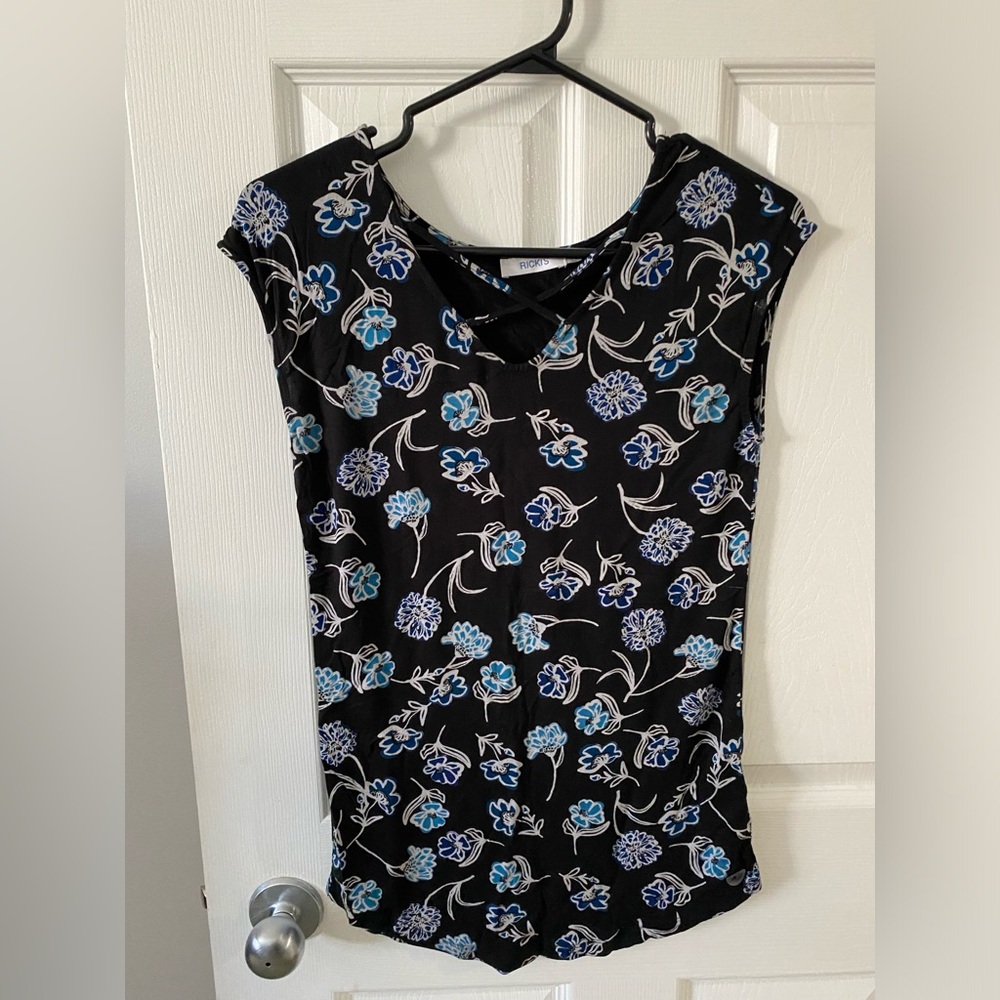 Rickis women’s top sleeveless